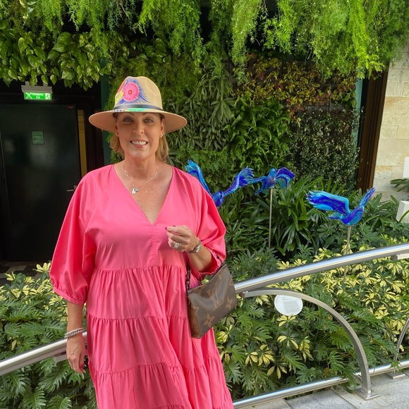 Meet your Posher, 💎 Karen 💎 - Picture 1 of 3